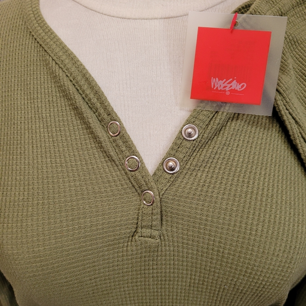 Mossimo long sleeve thermal